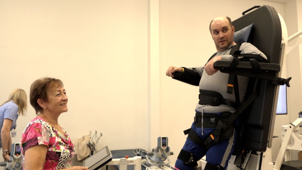 Robotická tělocvična pomáhá lidem po mozkových mrtvicích, nádorech či úrazech